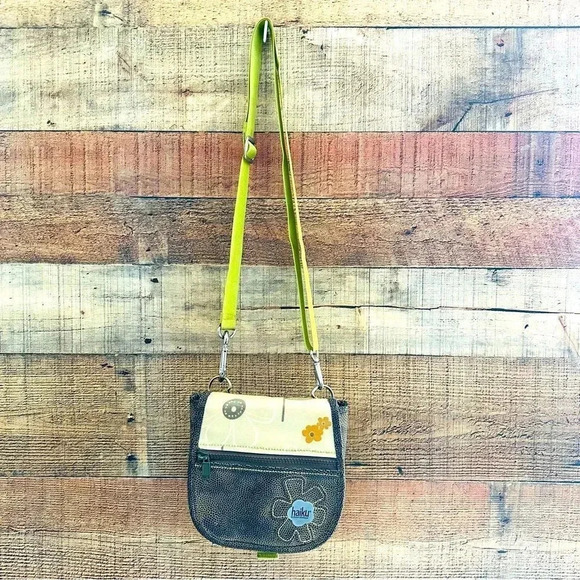 Haiku By Sharon Eisenhauer Floral Discover Vegan Crossbody - Picture 1 of 12